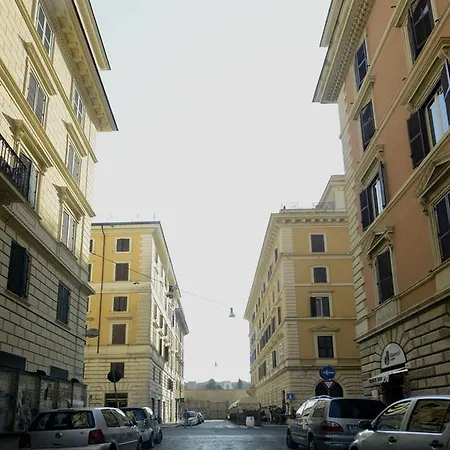 Via Montebello-3